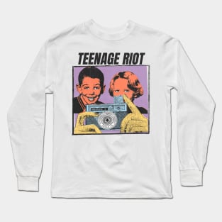 teenage riot Long Sleeve T-Shirt